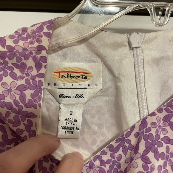 Talbots 100% Pure Silk Lavender Floral Dress - Size 2P - Picture 7 of 8
